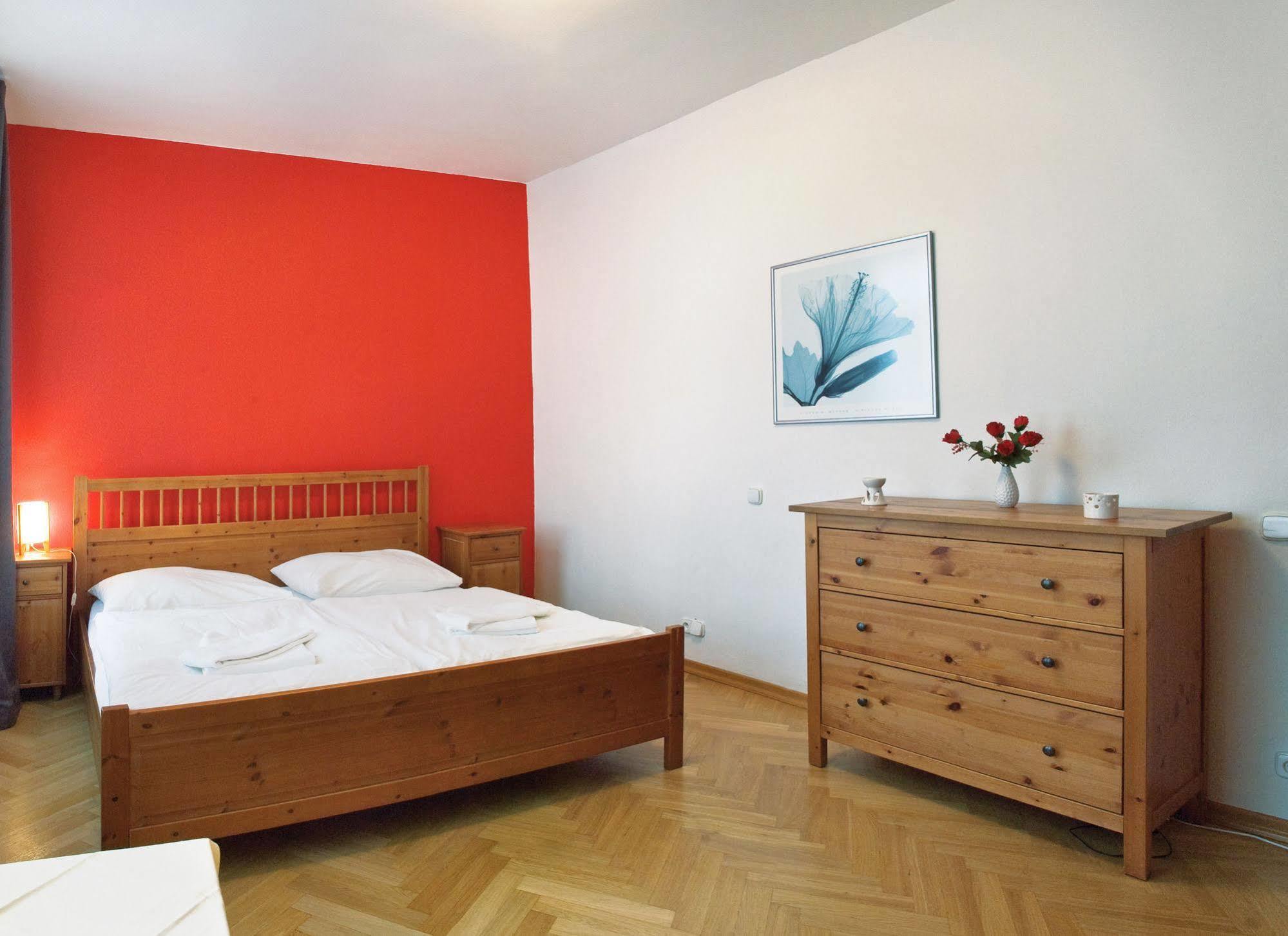 Ai Quattro Angeli Aparthotel Praha Bagian luar foto