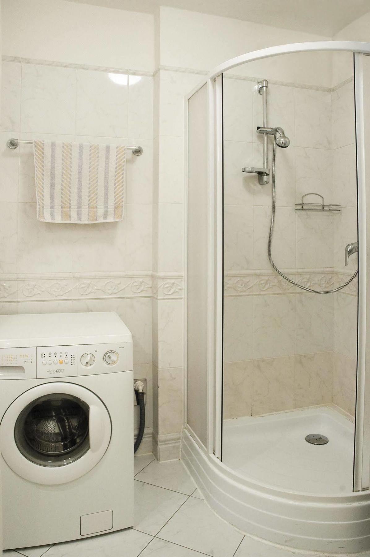 Ai Quattro Angeli Aparthotel Praha Bagian luar foto